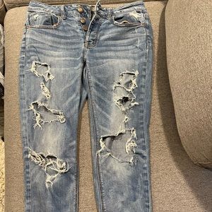 AE Ripped jeans